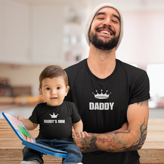 Daddy's Mini Black T Shirt Bundle (baby)